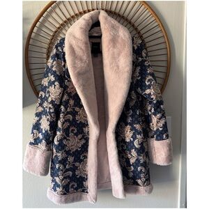 Forever 21 penny lane tapestry floral faux fur coat size M